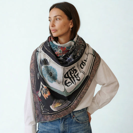 EASE & EARTH - 135x135 cm cotton pareo/shawl
