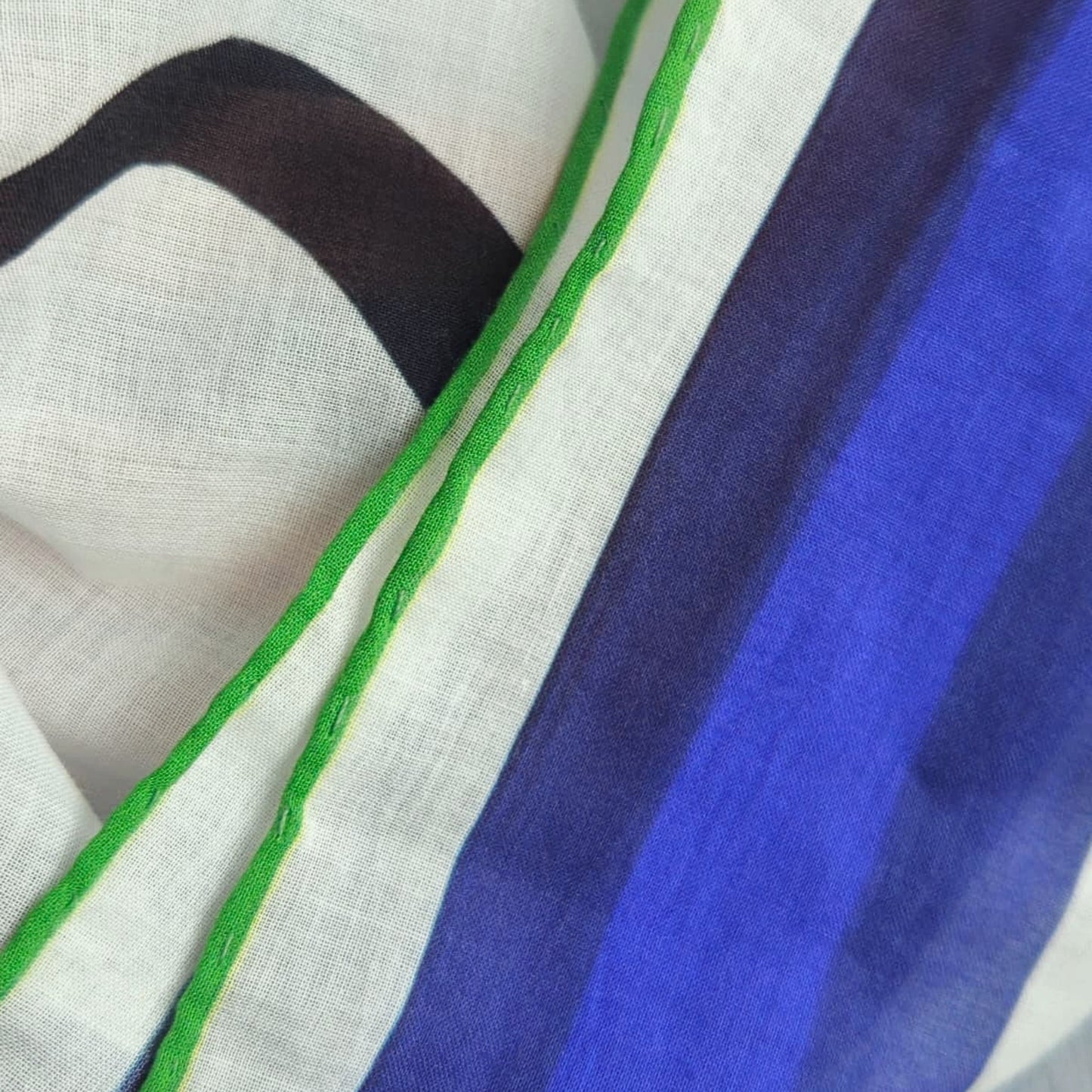 BREEZY COTTON   -   135x135 cm cotton pareo/shawl